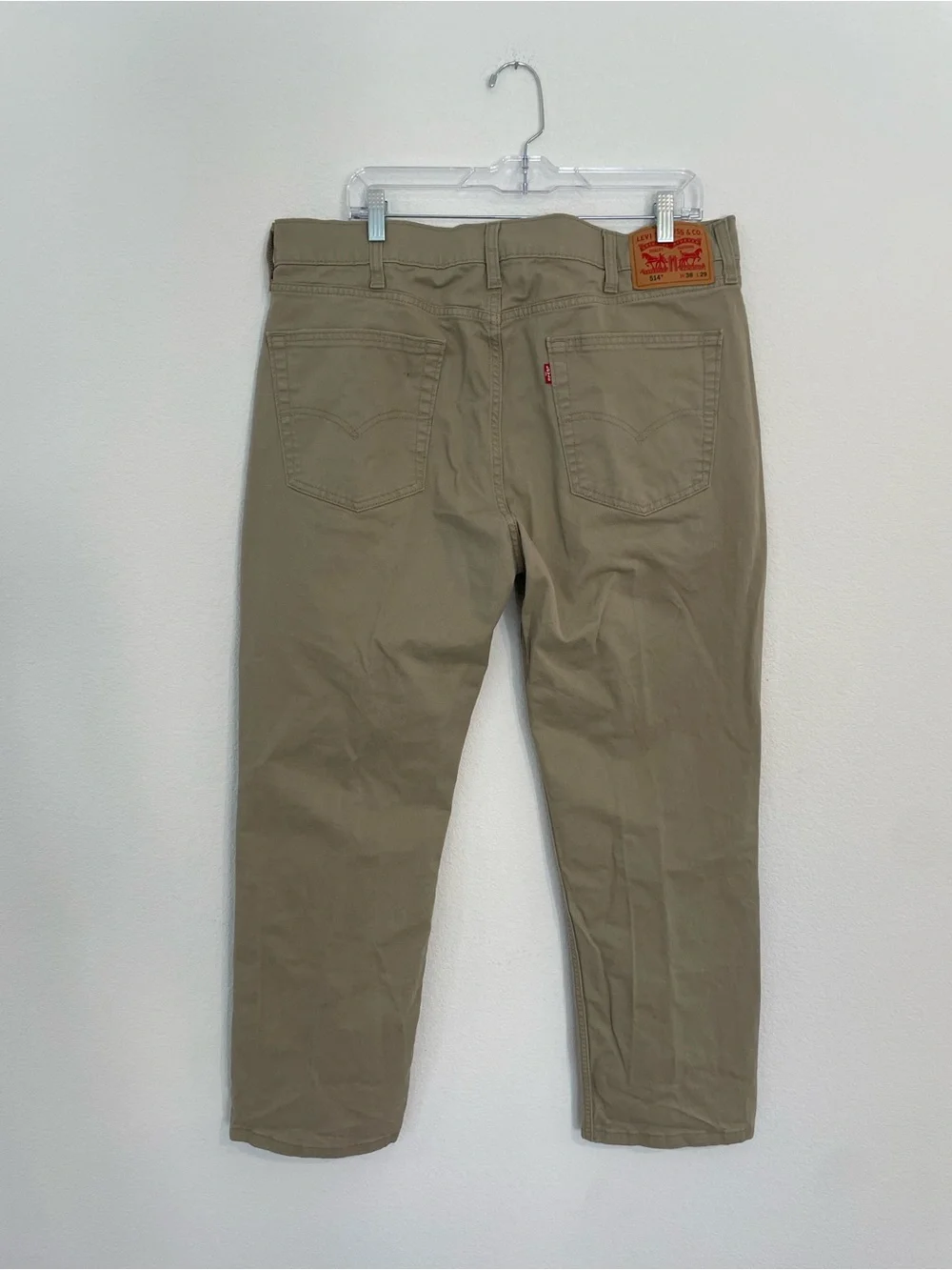 Levi's 514 Men's 38x29 Khaki Straight-Leg Jeans